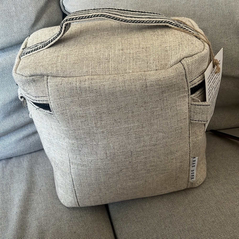 Rae Dunn TASTE Embroidered Canvas Lunch Bag - Natural. - Picture 3 of 3